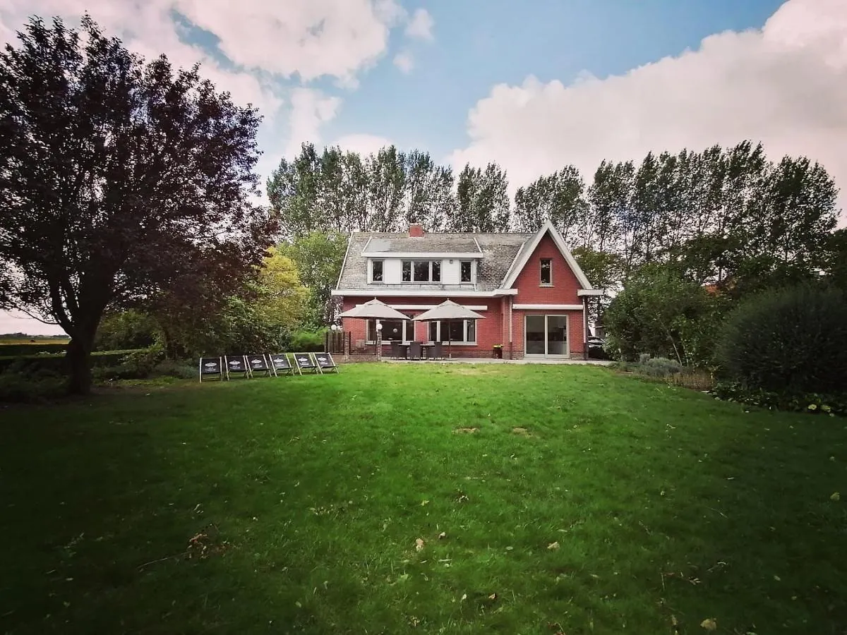 Vakantiehoeve De Bosduif Gistel Holiday home